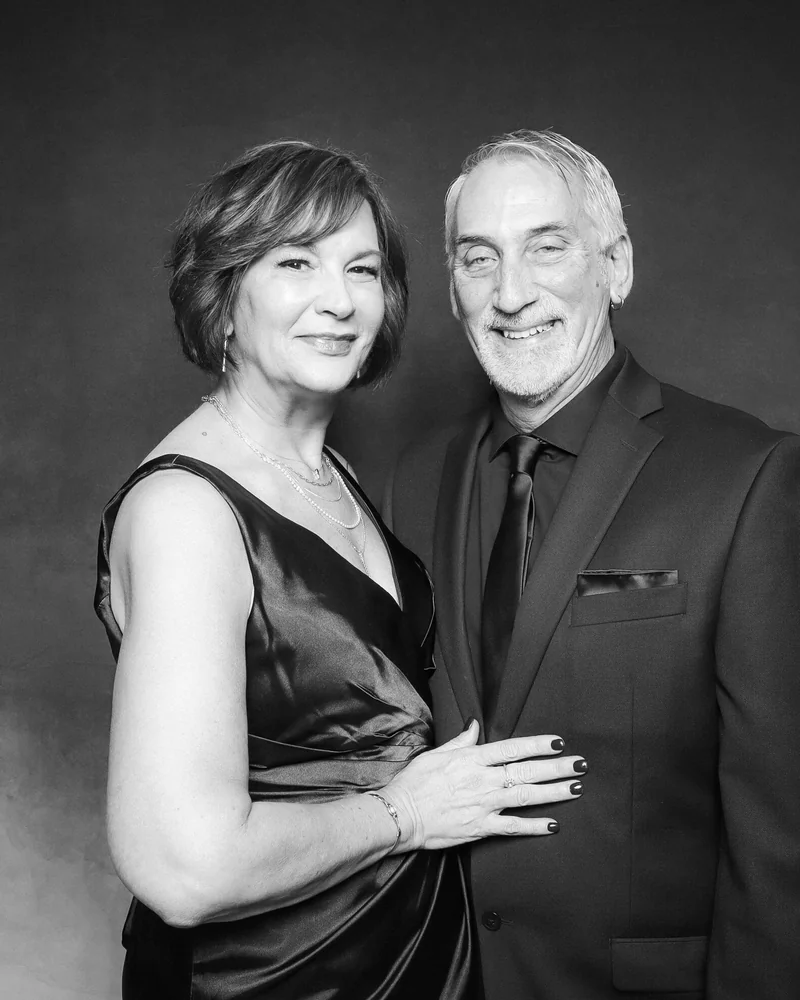 Beauty-style black and white glam booth portrait by Strata Booth