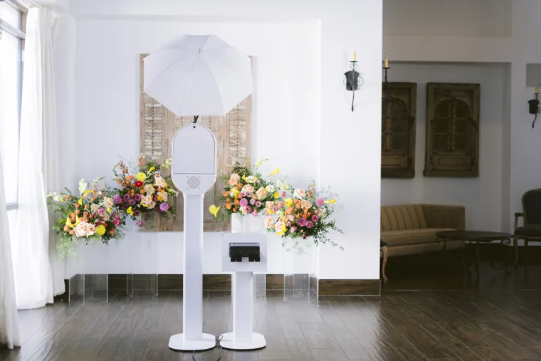 Pro DSLR Photo Booth open-air portrait from an Orlando wedding